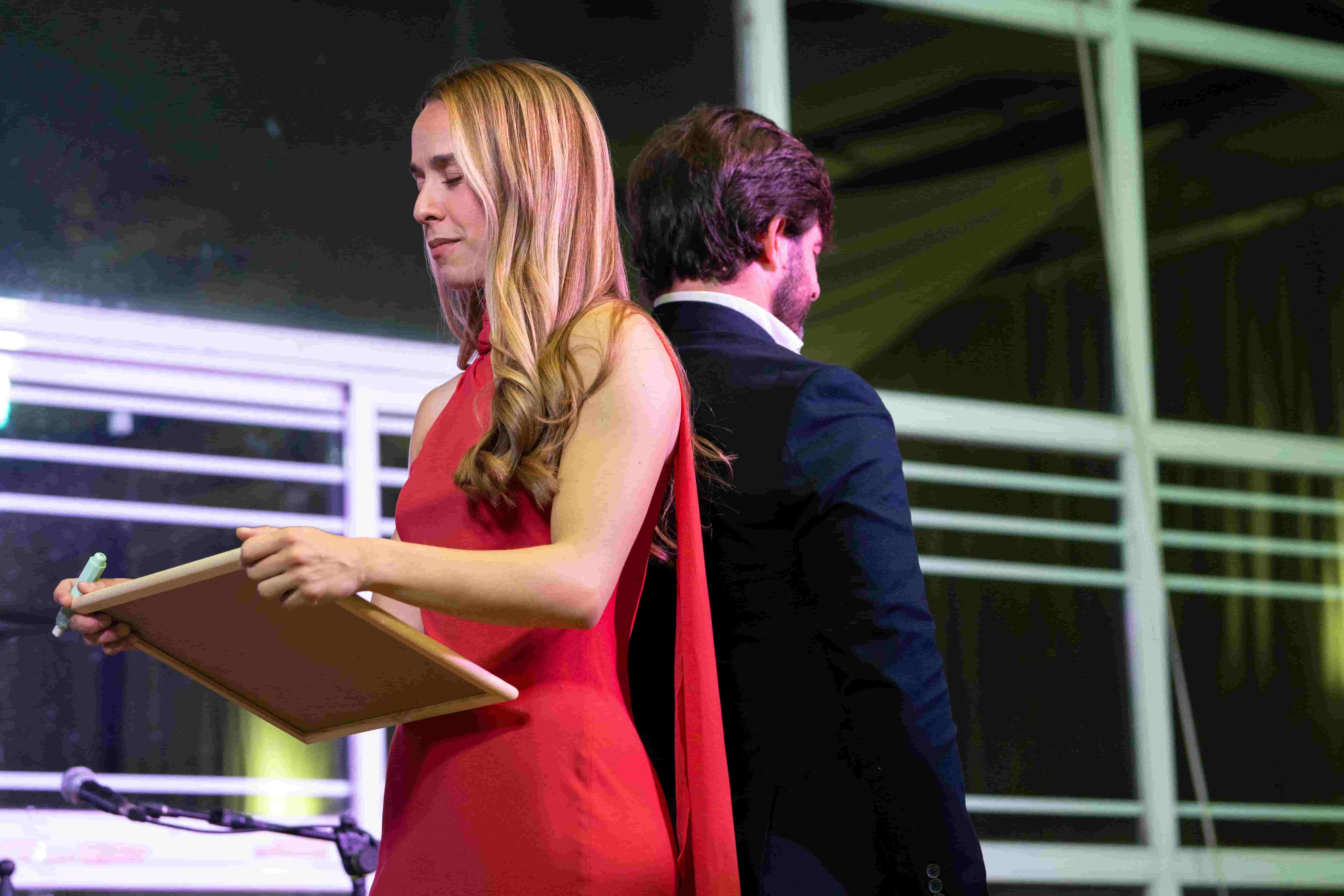 Participación del público en evento de empresa en Canarias